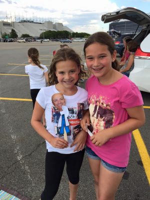 Happy kids with dr Cartoon Happy kids with dr Cartoon